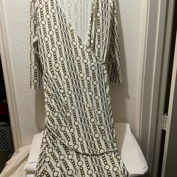 NEW Banana Republic White/Gold Jersey Wrap Dress, Chain Link Print,Medium, $99 - Picture 2 of 12